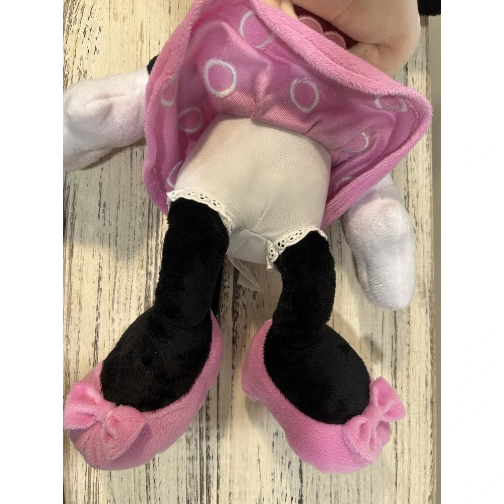 Disney Minnie Mouse Plush‎